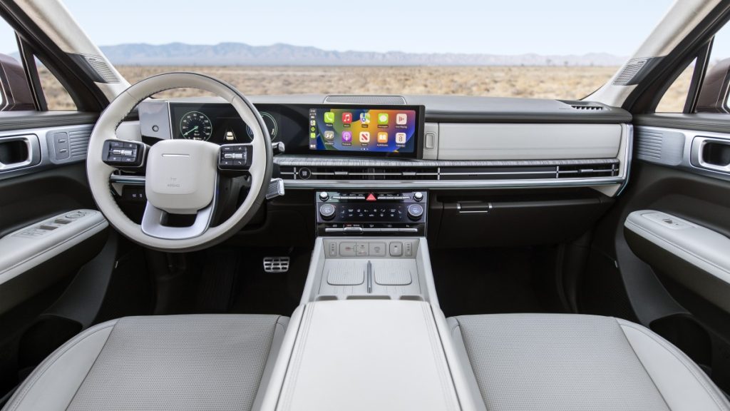 2025 Hyundai Santa Fe Hybrid Interior Front Dash Tech View