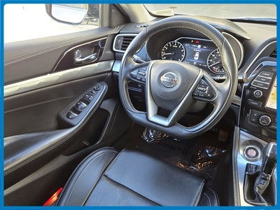 2022 Nissan Maxima SV