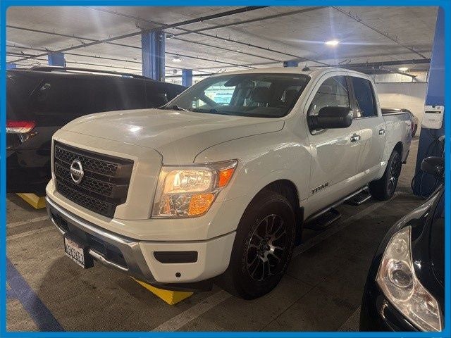 2021 Nissan Titan SV