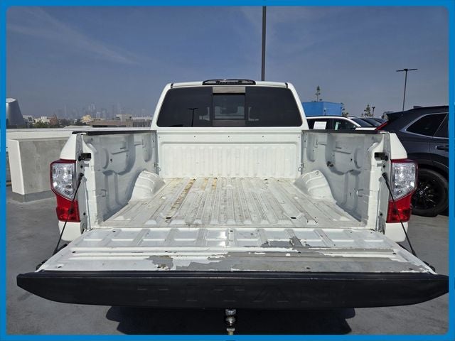 2021 Nissan Titan SV