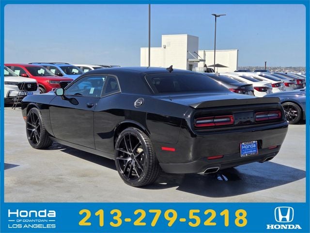 2022 Dodge Challenger SXT