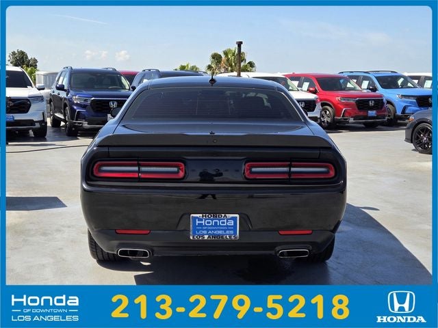 2022 Dodge Challenger SXT