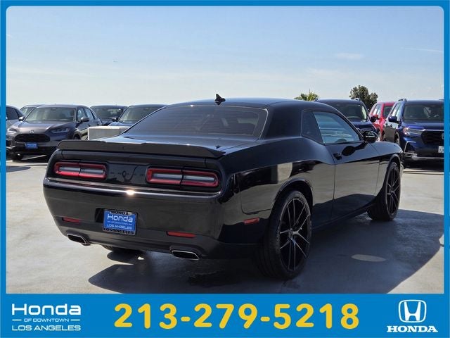 2022 Dodge Challenger SXT