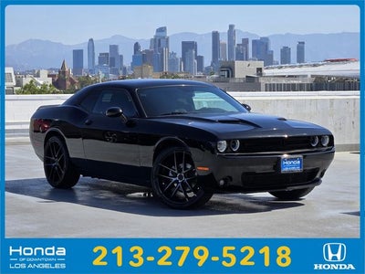 2022 Dodge Challenger SXT