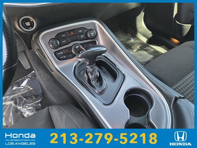 2022 Dodge Challenger SXT