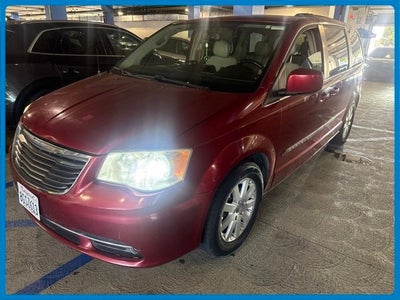 2012 Chrysler Town & Country Touring