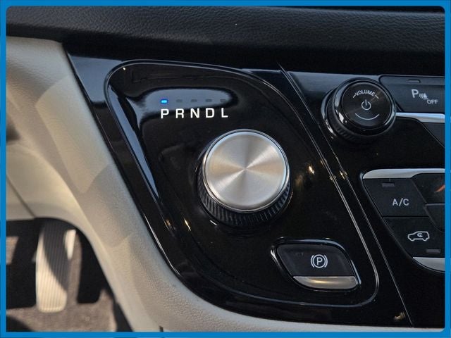 2018 Chrysler Pacifica Hybrid Touring Plus