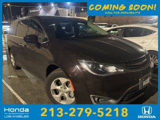 2018 Chrysler Pacifica Hybrid Touring Plus