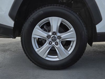 2019 Toyota RAV4 Hybrid XLE