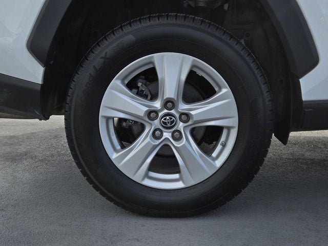 2019 Toyota RAV4 Hybrid XLE