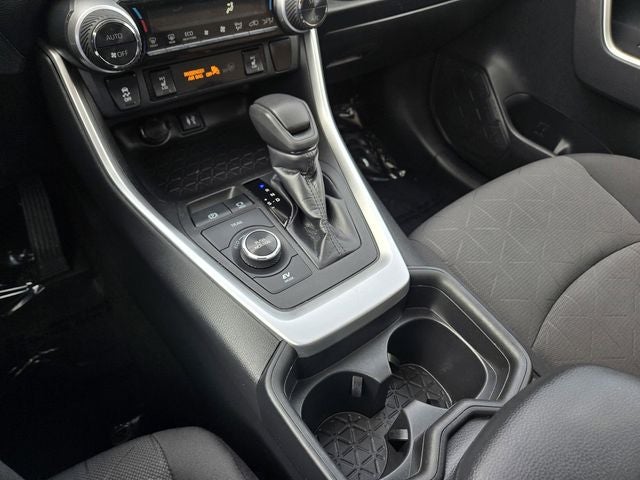 2019 Toyota RAV4 Hybrid XLE