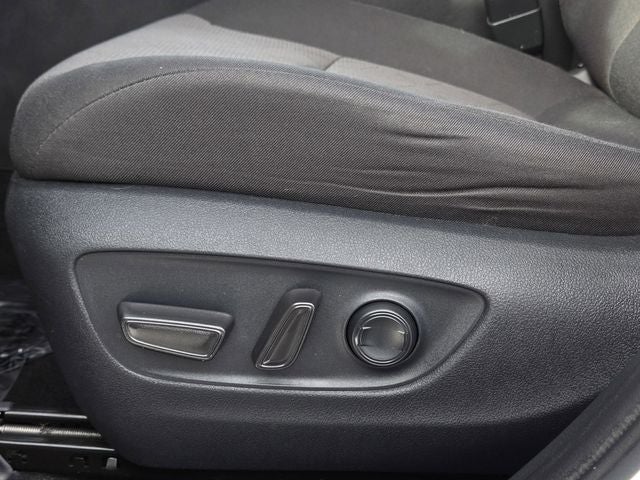 2019 Toyota RAV4 Hybrid XLE