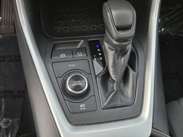 2019 Toyota RAV4 Hybrid XLE