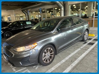 2020 Ford Fusion SE
