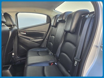 2019 Toyota Yaris XLE