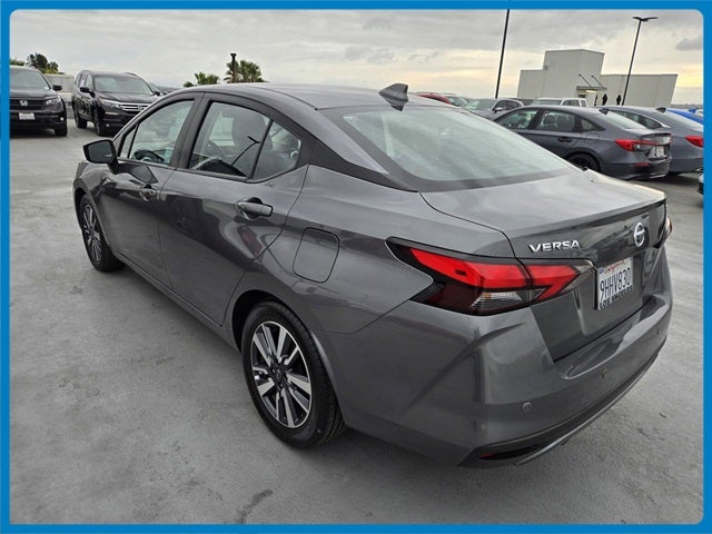 2023 Nissan Versa 1.6 SV