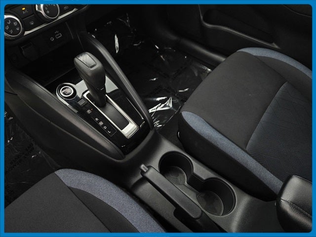 2023 Nissan Versa 1.6 SV