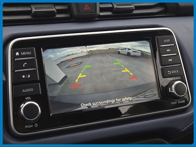 2023 Nissan Versa 1.6 SV