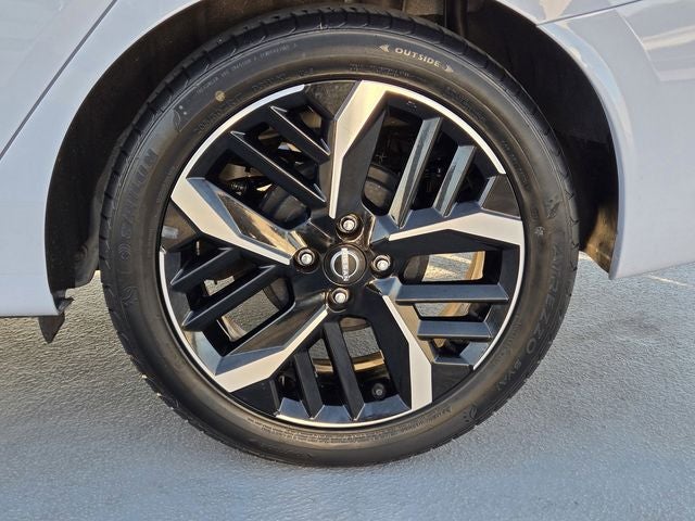 2024 Nissan Versa 1.6 SR