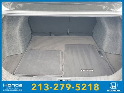 2020 Nissan Versa 1.6 SR