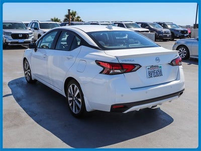 2020 Nissan Versa 1.6 SR