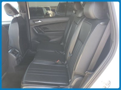 2022 Volkswagen Tiguan 2.0T SE R-Line Black