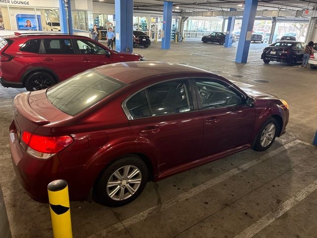 2010 Subaru Legacy 2.5i Premium