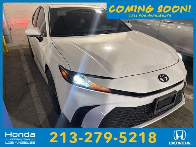 2025 Toyota Camry SE