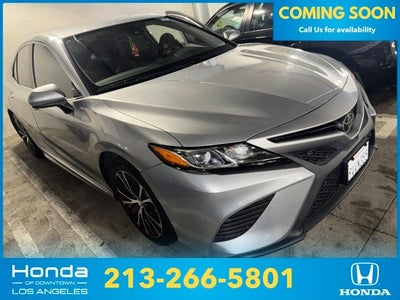 2020 Toyota Camry SE
