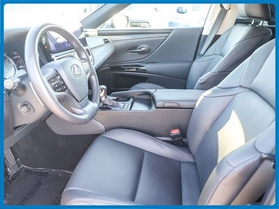 2024 Lexus ES 300h
