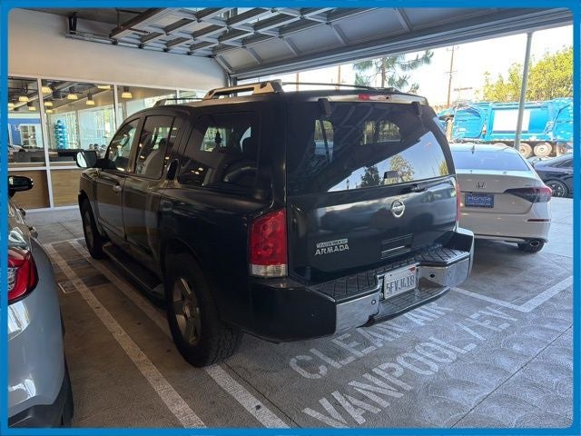 2004 Nissan Armada SE