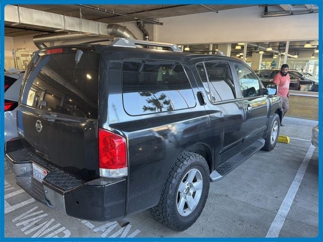 2004 Nissan Armada SE