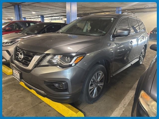 2020 Nissan Pathfinder S