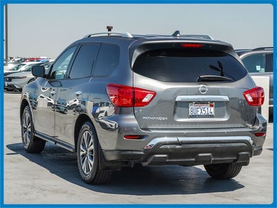 2020 Nissan Pathfinder S