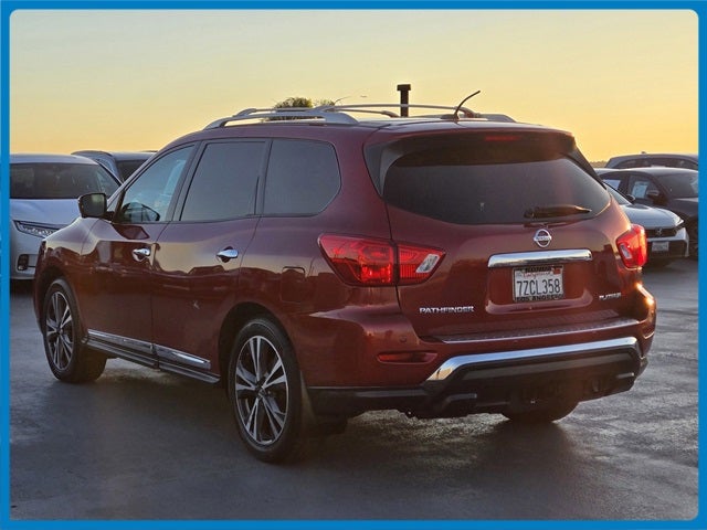 2017 Nissan Pathfinder Platinum