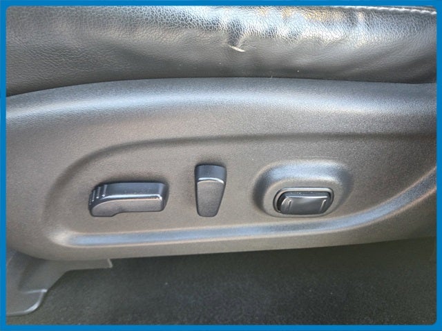 2017 Nissan Pathfinder Platinum