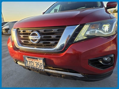 2017 Nissan Pathfinder Platinum