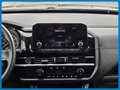 2022 Nissan Pathfinder S