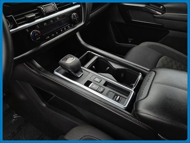 2022 Nissan Pathfinder S