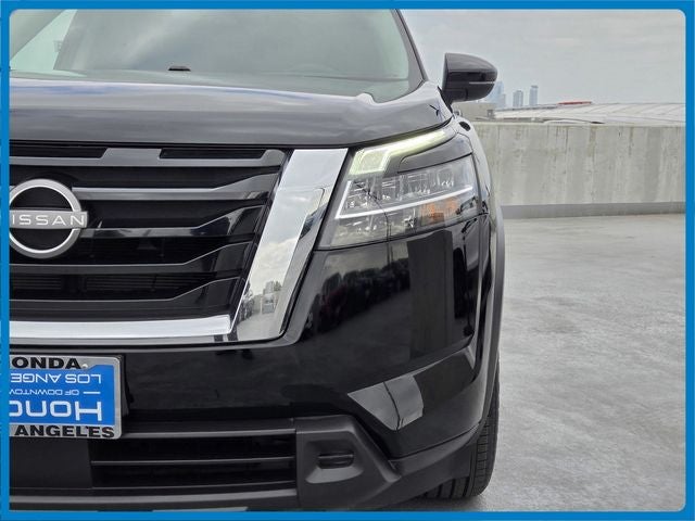 2022 Nissan Pathfinder S