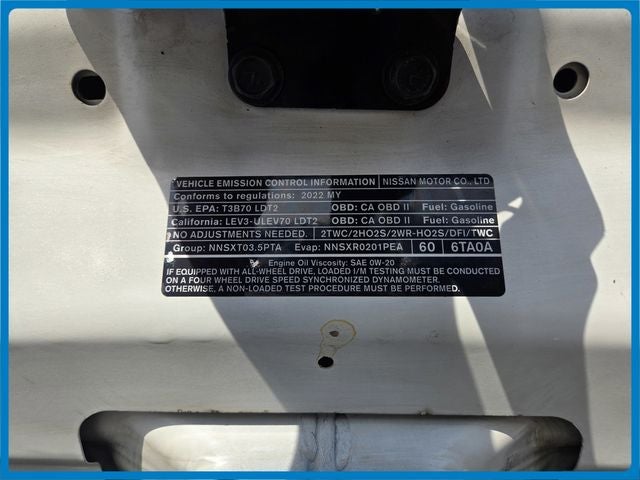 2022 Nissan Pathfinder SV