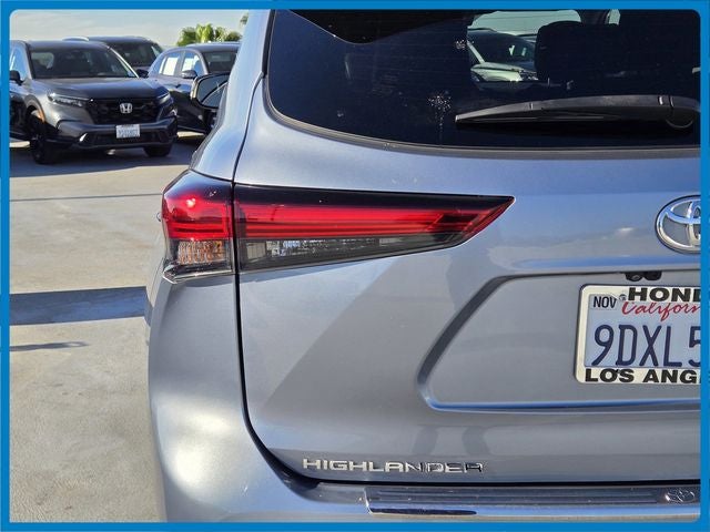 2023 Toyota Highlander Platinum