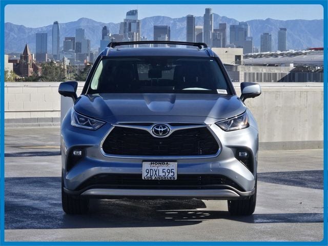 2023 Toyota Highlander Platinum