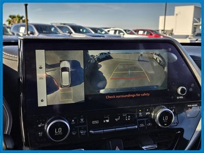 2023 Toyota Highlander Platinum