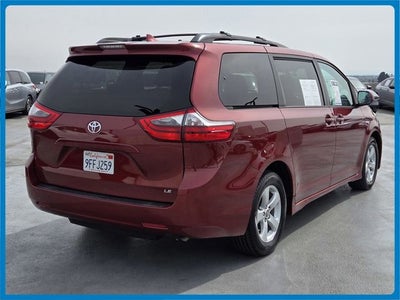 2020 Toyota Sienna LE 8 Passenger