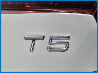 2020 Volvo S60 T5 Momentum