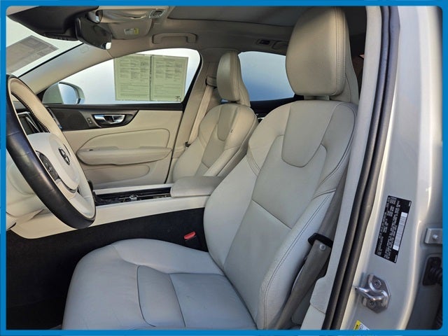 2020 Volvo S60 T5 Momentum