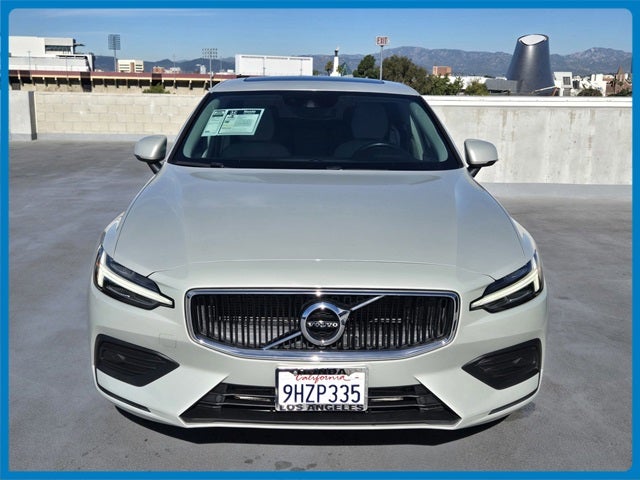 2020 Volvo S60 T5 Momentum