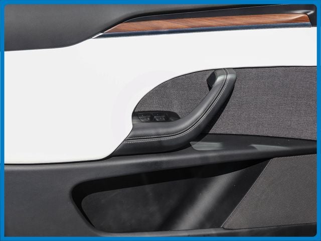 2024 Tesla Model X Long Range