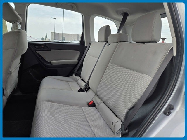 2016 Subaru Forester 2.5i